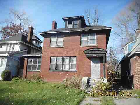 2220 Collingwood (1)_m.jpg